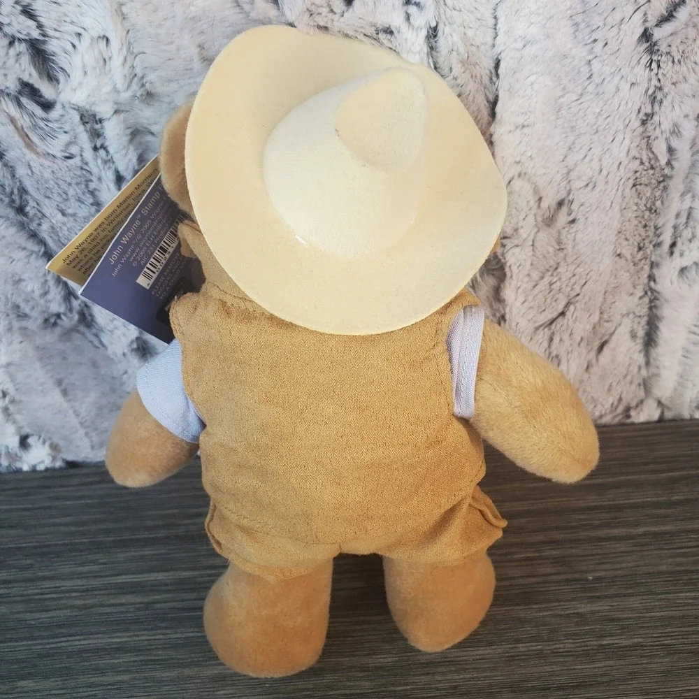 JOHN WAYNE Stamp Cowboy Bear  Hollywood 2005 8
